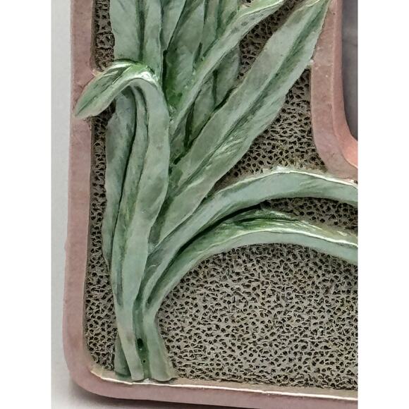 Galleria Picture Frame Tabletop Ceramic 5 x 7 Floral Design - Picture 3 of 6